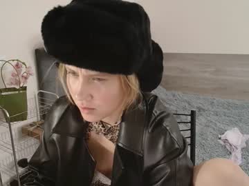 girl
        sweetie_jolie cam image #1461600