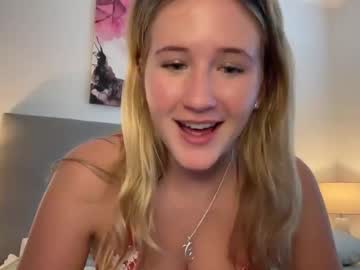 girl
        itsssosierra cam image #3370655