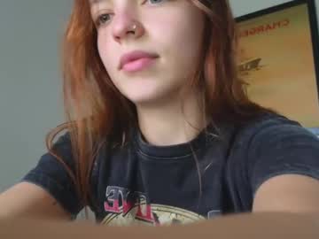girl
        my_mia_ cam image #4315490
