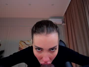 girl
        kriss_baby_ cam image #3892544