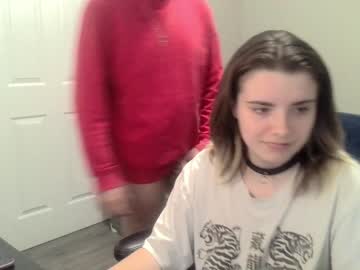 couple
        buttsmasher666 cam image #657602