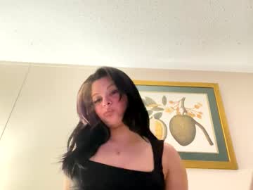 girl
        sirenwhispers cam image #3735574