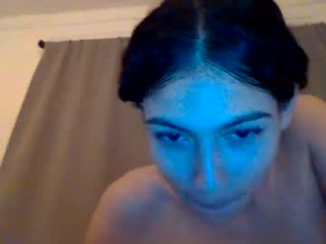 girl
        lexysexy_ cam image #2150479