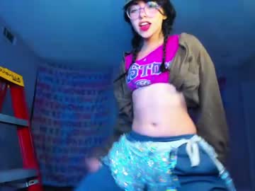 girl
        hexivu cam image #2302439