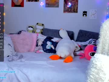girl
        lilicapie cam image #470767