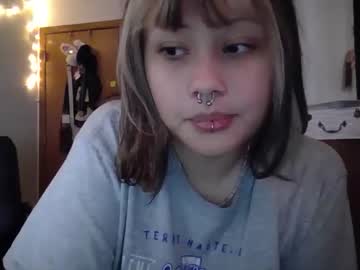 girl
        daisy_princess cam image #1914131