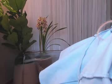 girl
        nancydiamonds1 cam image #1922048