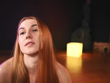 girl
        rocknrose cam image #124123