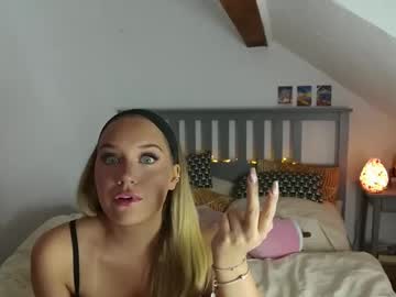 girl
        vicidreamm cam image #4068665