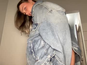 girl
        angel_from_sky cam image #3023583