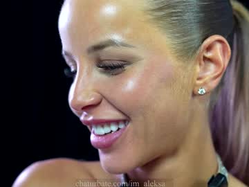 girl
        im_aleksa cam image #4541257