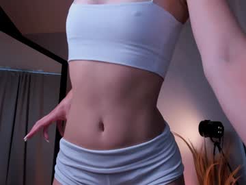 girl
        cassie_palmer cam image #3027097