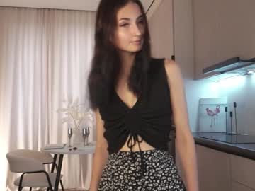 girl
        fancyash cam image #3152417