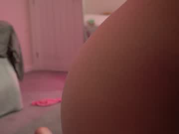 girl
        chloewildd cam image #1534765