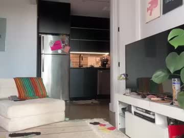 girl
        matzcazzi cam image #1836957