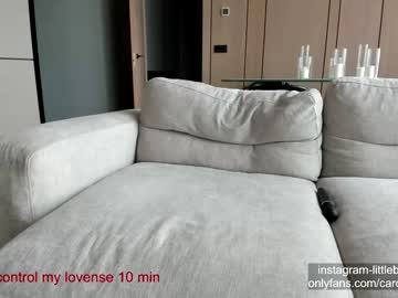 girl
        carolinaherera cam image #2754486