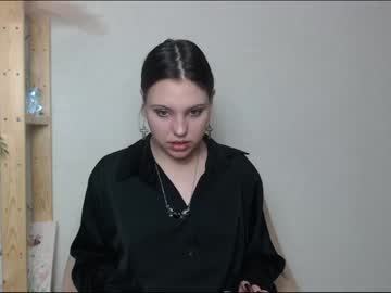 girl
        lalitacry cam image #503257
