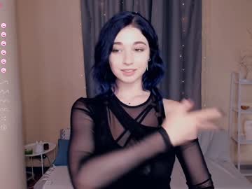 girl
        your_desssert cam image #3899747