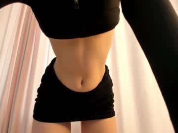 girl
        nacuno_min cam image #1068695