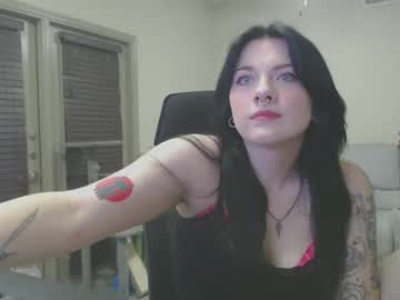 couple
        lustfullives cam image #3816264