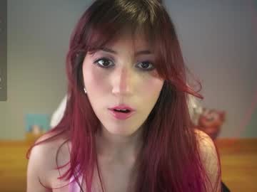 girl
        greeny_mat cam image #3571221