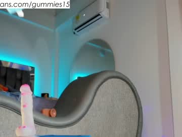 girl
        _gummies15 cam image #512678