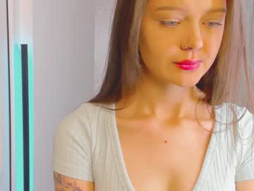 girl
        itwasinsimpsons cam image #1094471