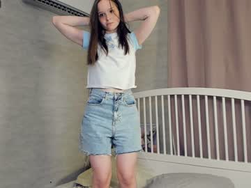 girl
        polly_dollie_ cam image #2631686