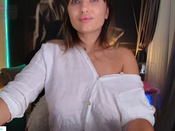 girl
        aliessia cam image #4351054
