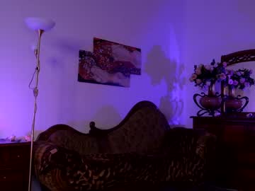 girl
        jessiccaburns cam image #1344518