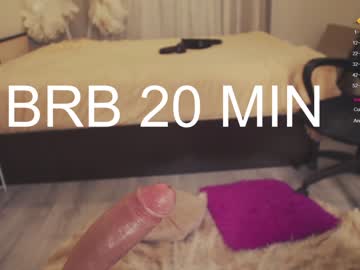 girl
        chery_lady22 cam image #1845229