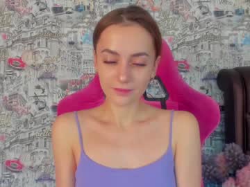 girl
        angelina_new cam image #119313