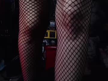 girl
        silentmary cam image #1777238