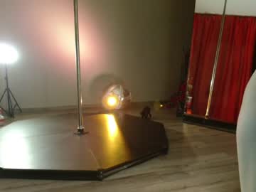 girl
        _meganmeow_ cam image #2120291
