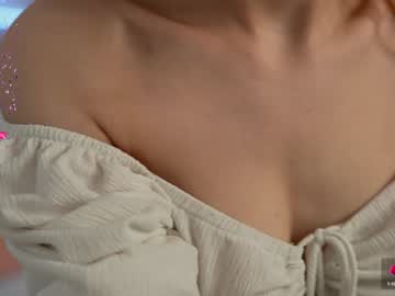 couple
        eunoia__ cam image #4034500