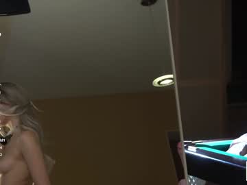 girl
        checkmypeach cam image #3872174