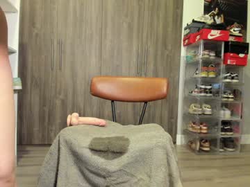 girl
        lindabluee cam image #4326277