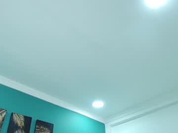 couple
        stroong_couple_ cam image #2714235