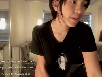 girl
        luucy___ cam image #4240565