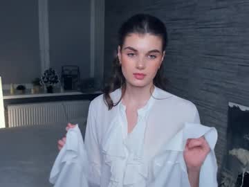 girl
        candy_flo cam image #4011996