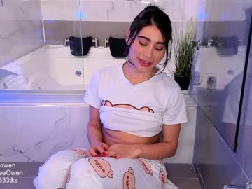 girl
        abie_owen cam image #2121622