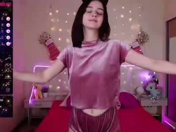 girl
        queen_kitty1818 cam image #322903
