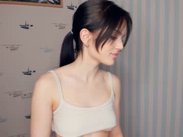 girl
        fannyhaviland cam image #2409963