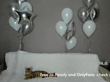 girl
        foxy_aleks cam image #118720