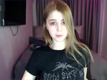 girl
        tripleprinces cam image #1137706