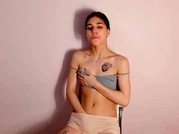 girl
        xyni_myni cam image #1979768