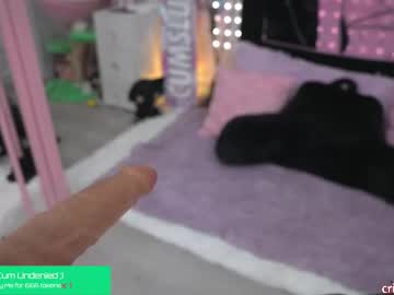 girl
        crimsonkitten cam image #4496601