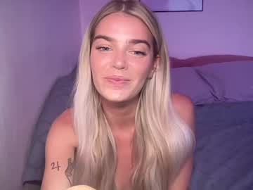 couple Close-up Pussy Web Cam Girls with littlemaryjane19