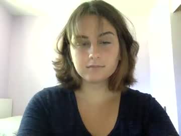 girl
        alma165321 cam image #888984