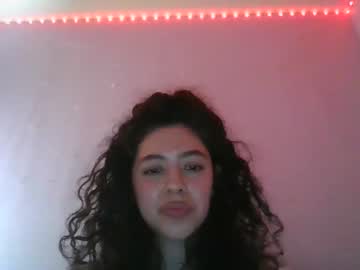 girl
        savinajade cam image #317187